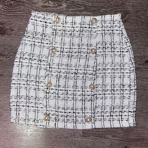 Double Button White Plaid Skirt